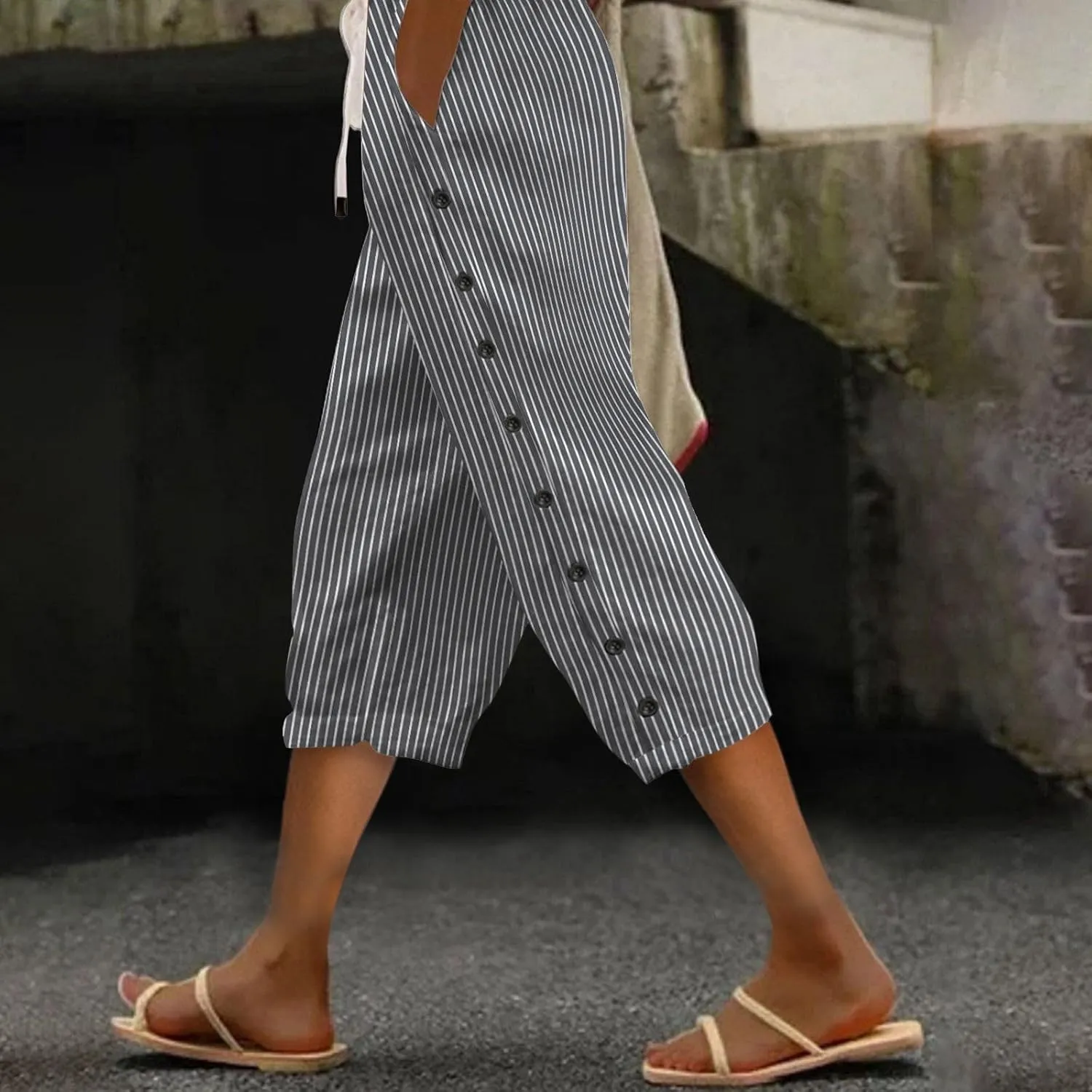 Womens Capris Pants High Waist Drawstring Comfy Casual Pants Casua Lightweight Loose Buttons Trousers with Pockets